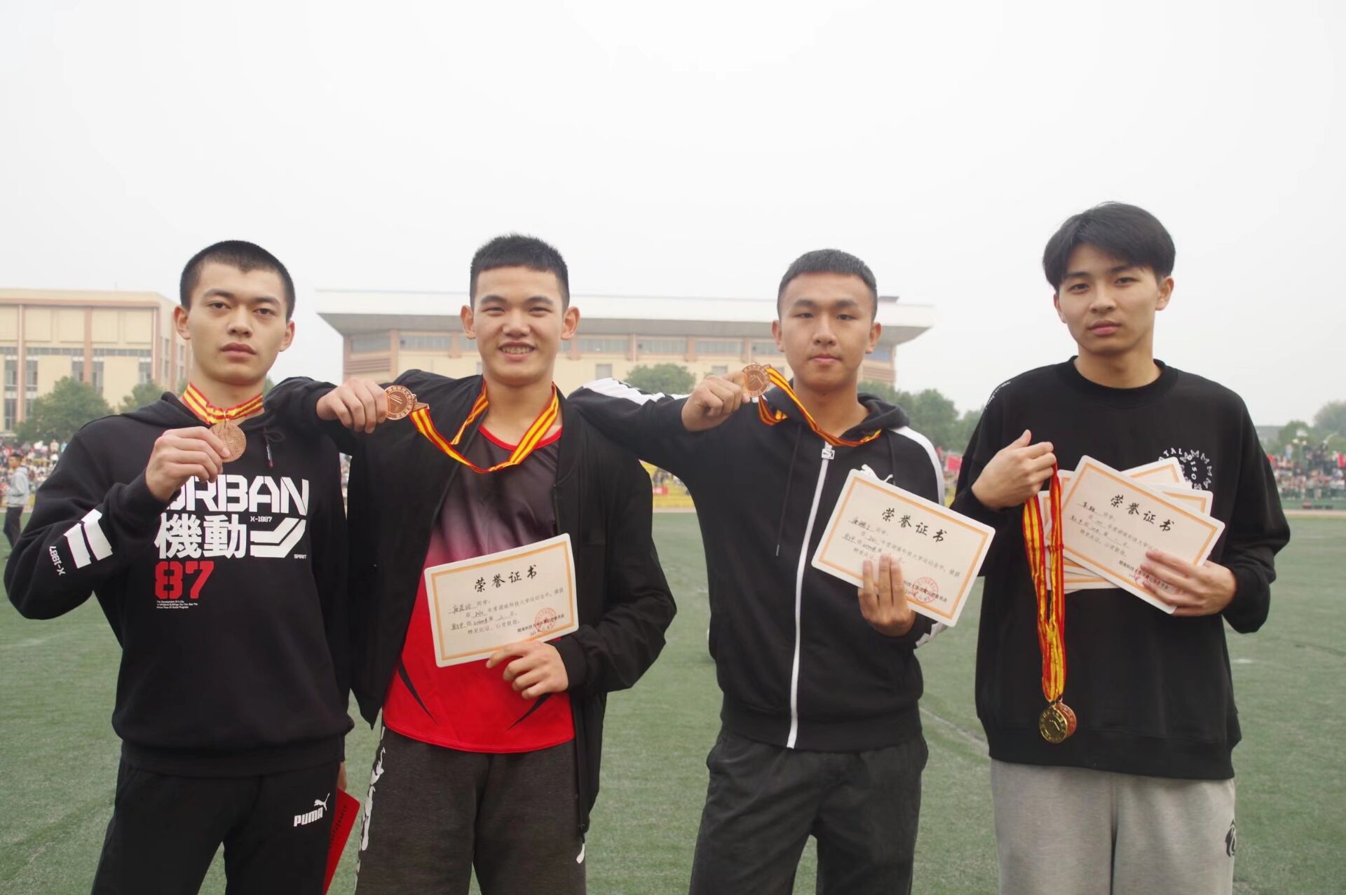 7609f46c42f94f34bc3625a9b84b04fe.jpg -47595c93dffa4437.jpg