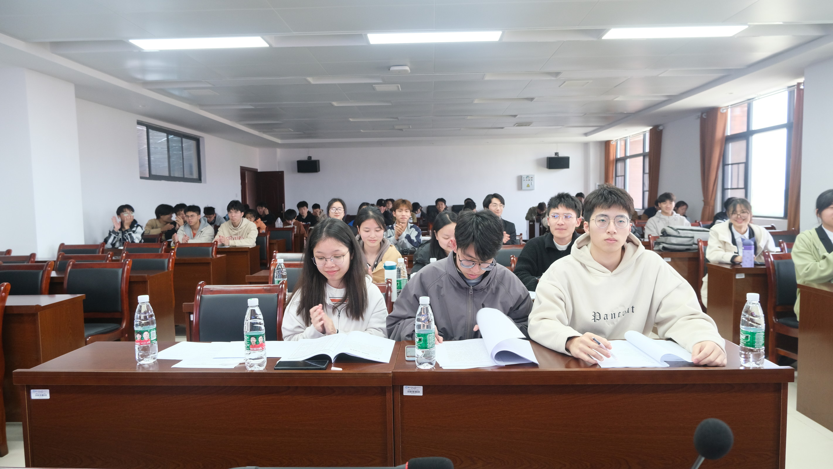 3bbe0ab38d7544d58b6ccbbfb092e2b1.jpg 3bbe0ab38d7544d58b6ccbbfb092e2b1.jpg