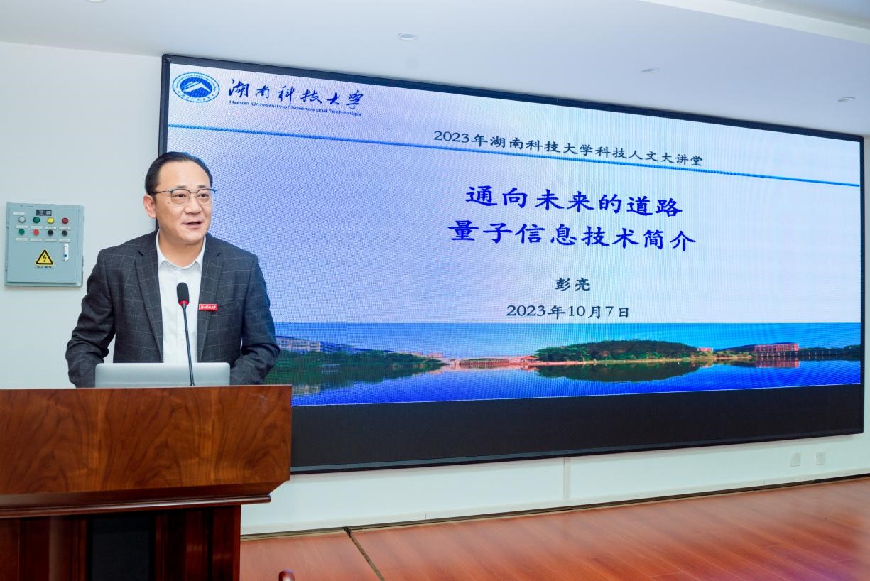 676487e61e0945cb85399e9c9be01034.jpg 676487e61e0945cb85399e9c9be01034.jpg