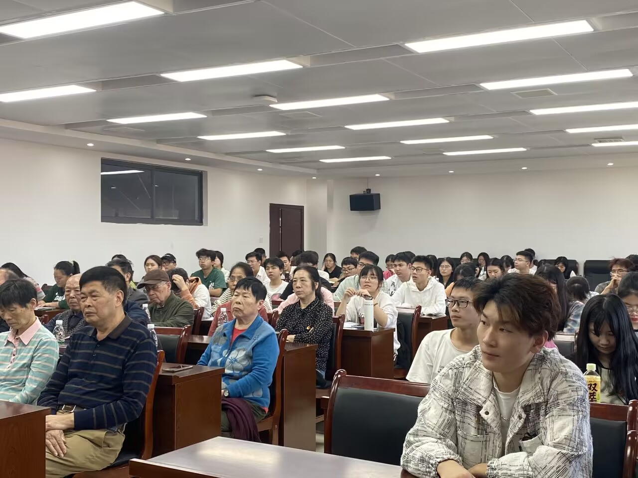 f216ff0b802442dd92c15acea8100496.jpg f216ff0b802442dd92c15acea8100496.jpg