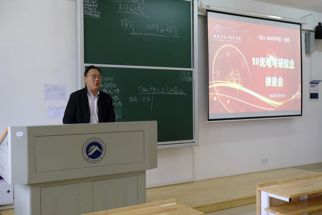 757fcc246d5f400b89f0467f0d13a072.png 757fcc246d5f400b89f0467f0d13a072.png